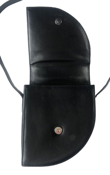 Quarter-Round Purse