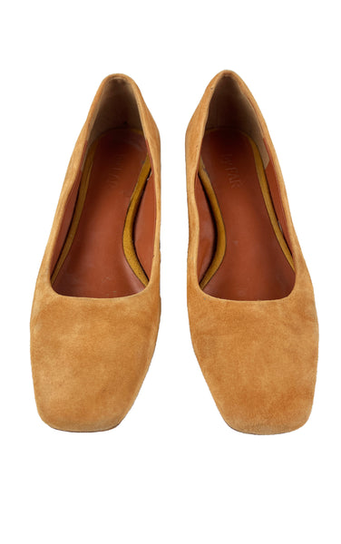 BY FAR Golden Hour Pumps