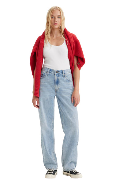 Baggy Dad Jean in 'Fan Flare'