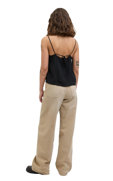 Mira Singlet in Black