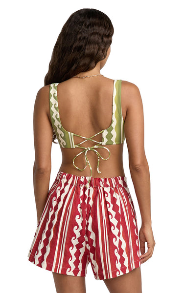 Casey Short in Pepper Red