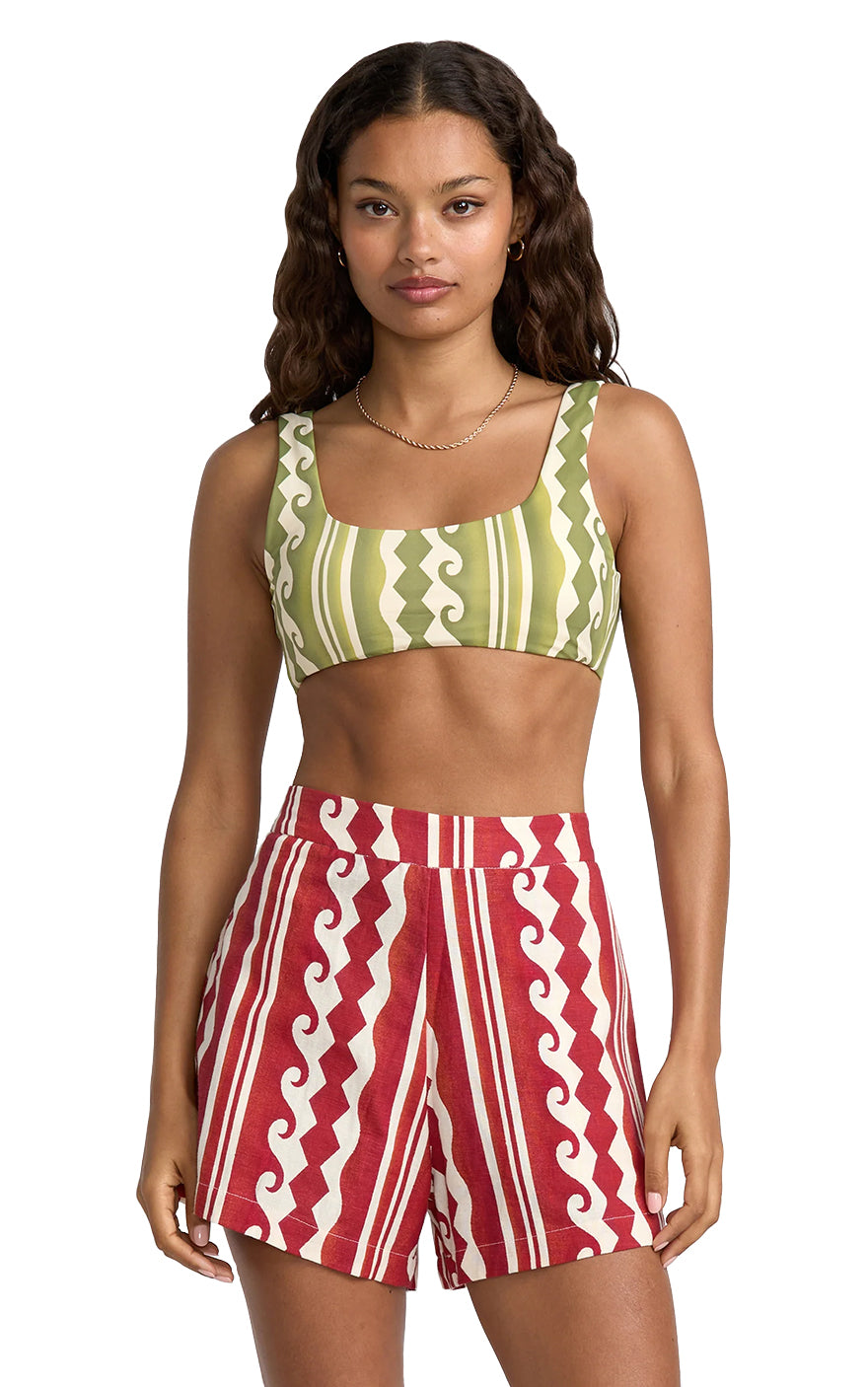 Casey Short in Pepper Red