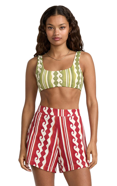 Casey Short in Pepper Red