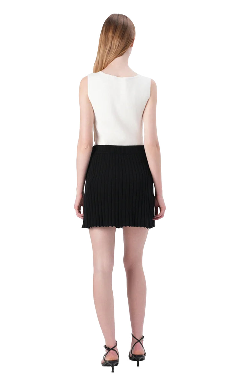 Joylynn Mini Skirt in Black