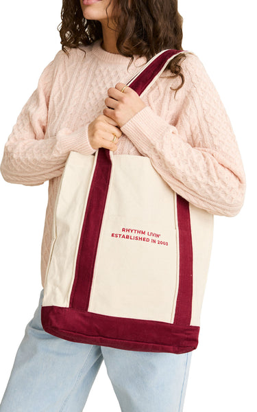 Essential Tote Bag in Wine