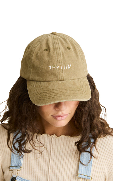 Essential Cap in Olive