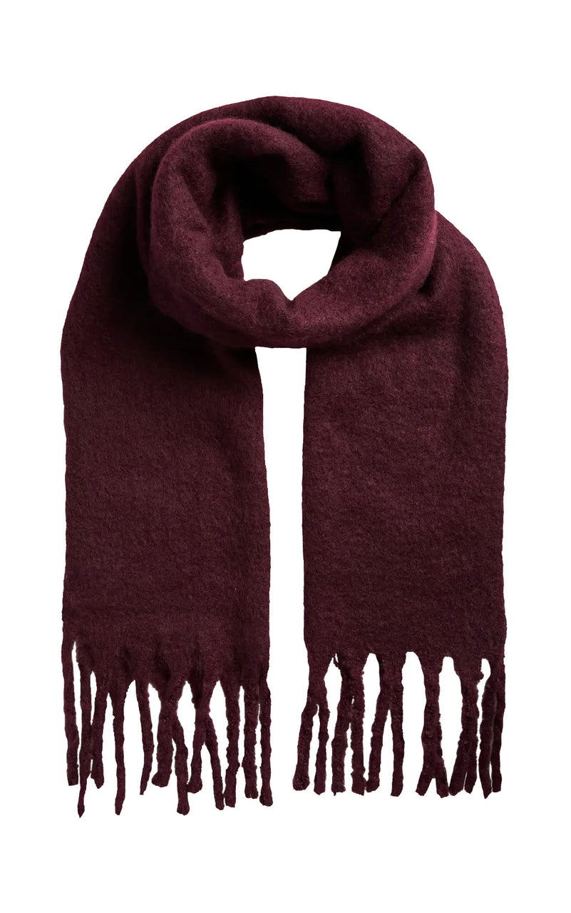 Nikita Long Scarf in Winetasting