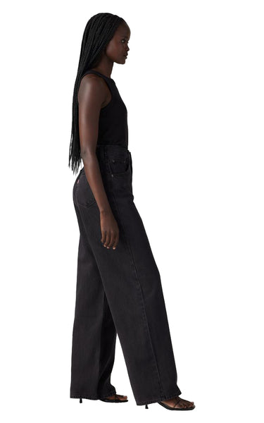 Cinch Baggy in 'Capturing Moments'