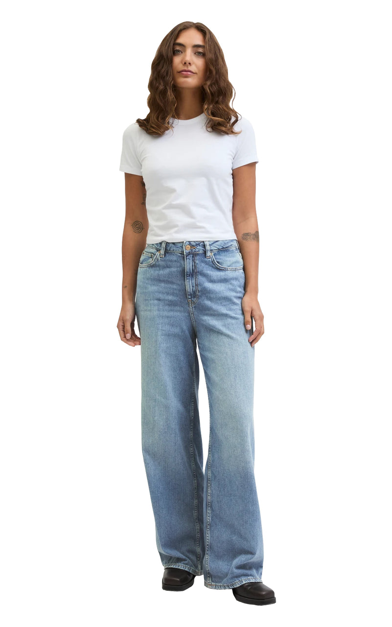 Tokyo Wide High Waist Jeans in Light Blue Denim