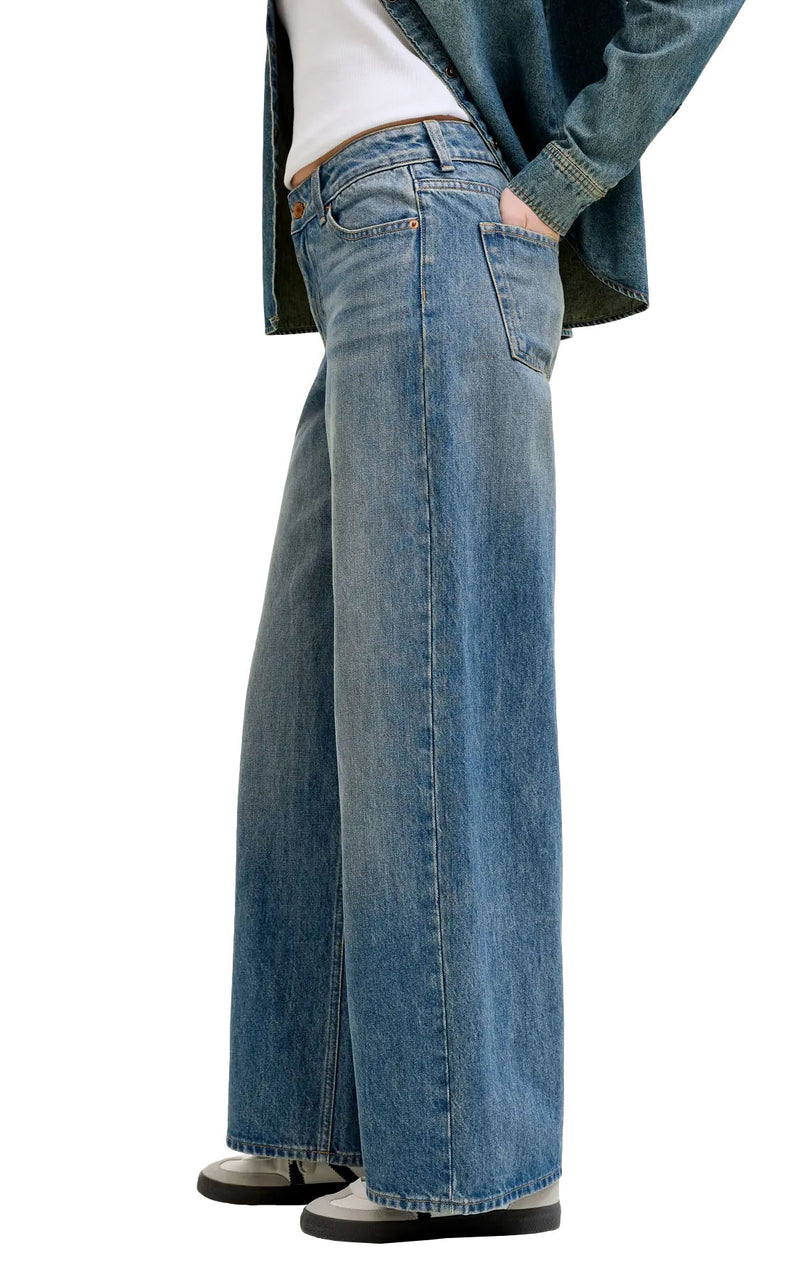 Oslo Wide Jeans in Medium Blue Denim