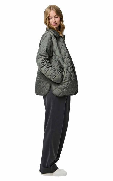 Emily Quilt Jacket in Castor Gray with Beluga