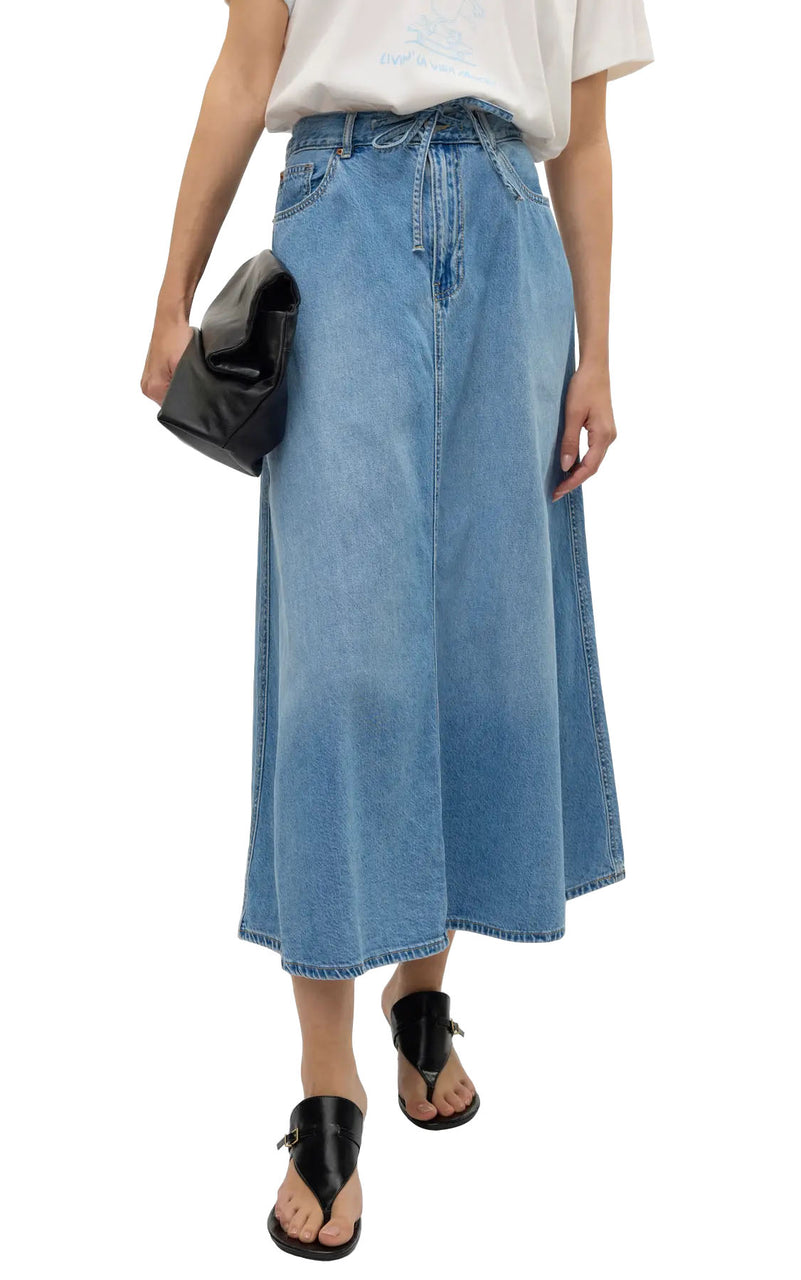 Hilla Skirt ⅞ in Light Blue Denim