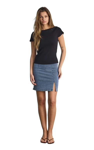 Maya Short Sleeve Boatneck Tee in Black