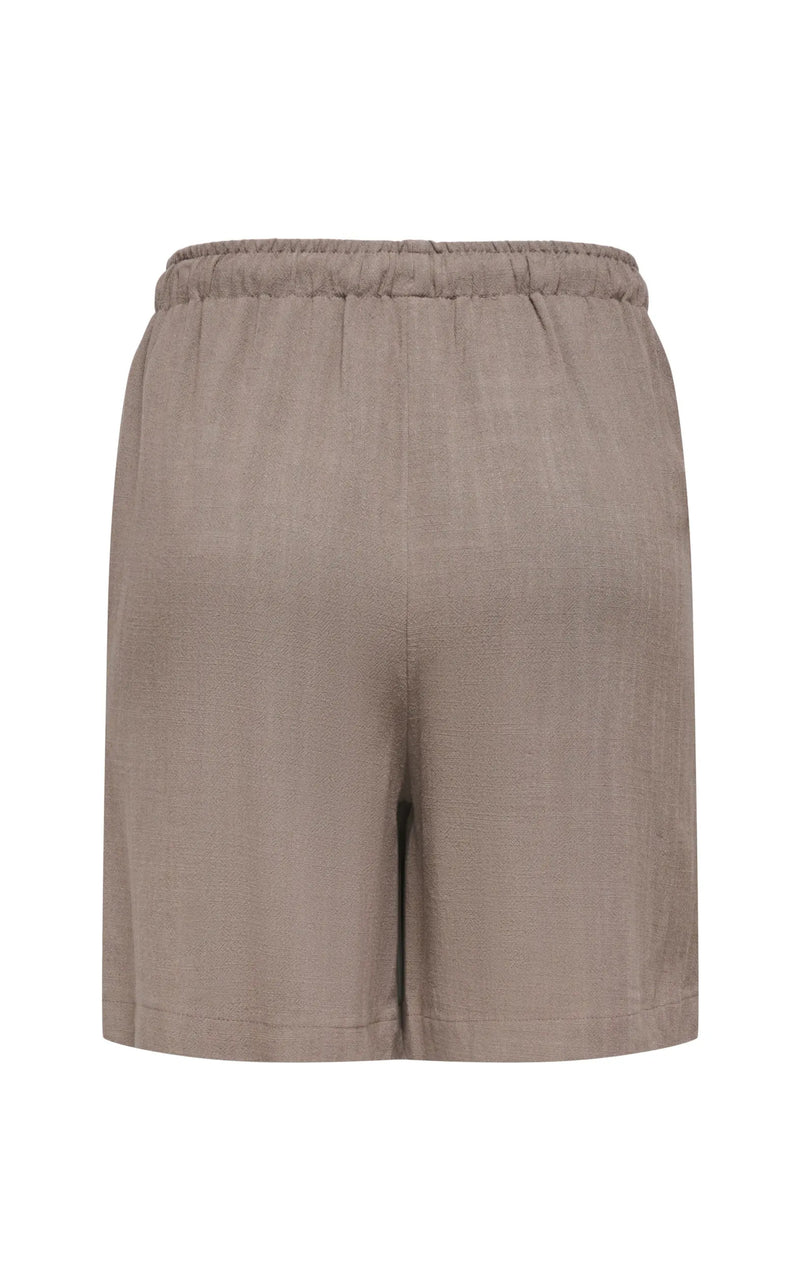 Siesta Shorts in Walnut
