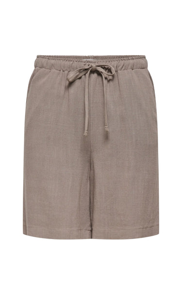Siesta Shorts in Walnut