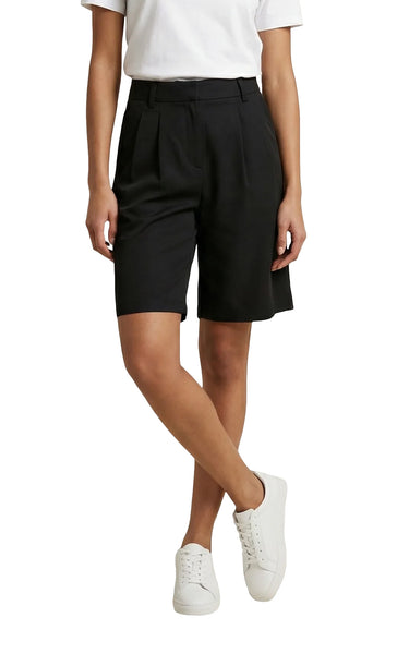 Aris Bermuda Shorts in Black