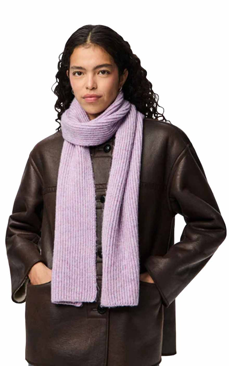 Milla Scarf in Purple Rose